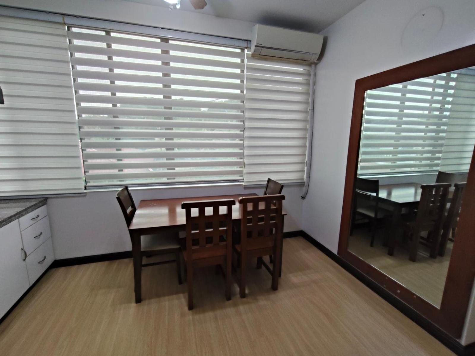 La Belladoza Near Airport Hotel Paranaque City Eksteriør billede