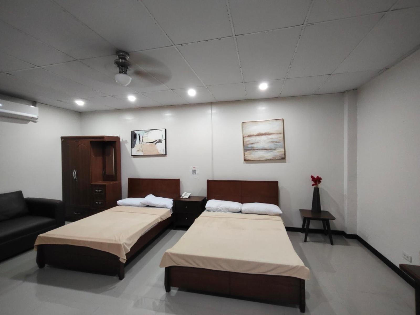 La Belladoza Near Airport Hotel Paranaque City Eksteriør billede