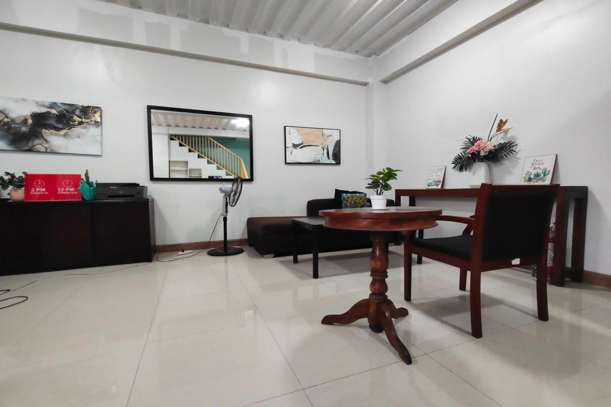 La Belladoza Near Airport Hotel Paranaque City Eksteriør billede